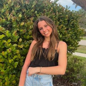 Meet your Posher, Megan